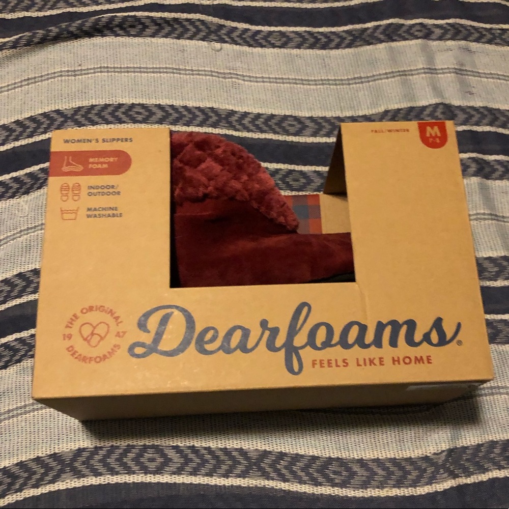 Dearfoam memory foam slippers